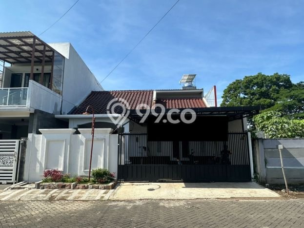 Hunian Cantik Minimalis Lb 130m2 di Pakis, Malang Hunian Cantik Minimalis Lb 130m2 di Pakis, Malang