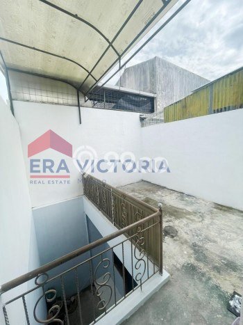 Ruko untuk Disewa di Pusat Malang Luas Bangunan 140m2 Ruko untuk Disewa di Pusat Malang Luas Bangunan 140m2