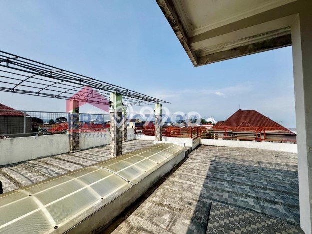 Cocok Untuk Investasi! For Sale Kost di Tlogomas 8 Kamar Cocok Untuk Investasi! For Sale Kost di Tlogomas 8 Kamar