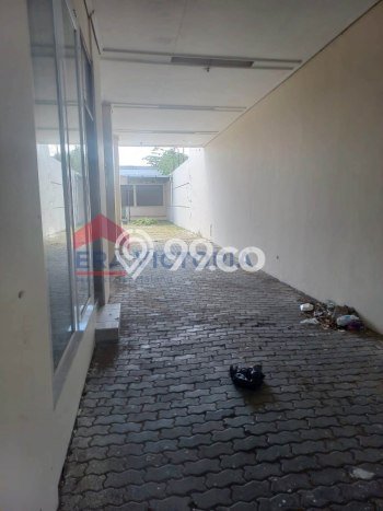 Unit Komersial Disewa Lokasi Blimbing, Malang Spesifikasi Luas Bangunan 224m2 Unit Komersial Disewa Lokasi Blimbing, Malang Spesifikasi Luas Bangunan 224m2