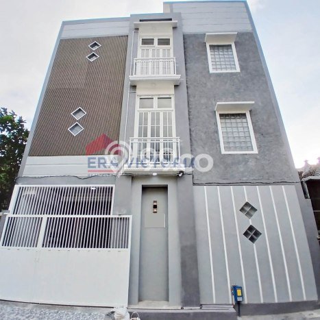 Dijual Kost di Lowokwaru, Malang, 21 KT, 21 KM, Luas 400m2 Dijual Kost di Lowokwaru, Malang, 21 KT, 21 KM, Luas 400m2