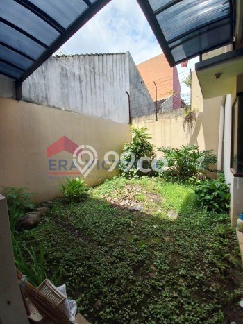 Jual Rumah Bagus Siap Huni LB 100m2 di Lowokwaru, Malang Jual Rumah Bagus Siap Huni LB 100m2 di Lowokwaru, Malang