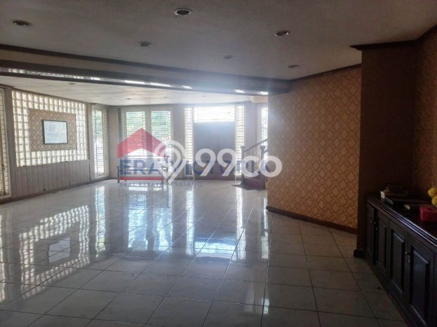 Unit Komersial Disewa Lokasi Blimbing, Malang Spesifikasi Luas Bangunan 224m2 Unit Komersial Disewa Lokasi Blimbing, Malang Spesifikasi Luas Bangunan 224m2