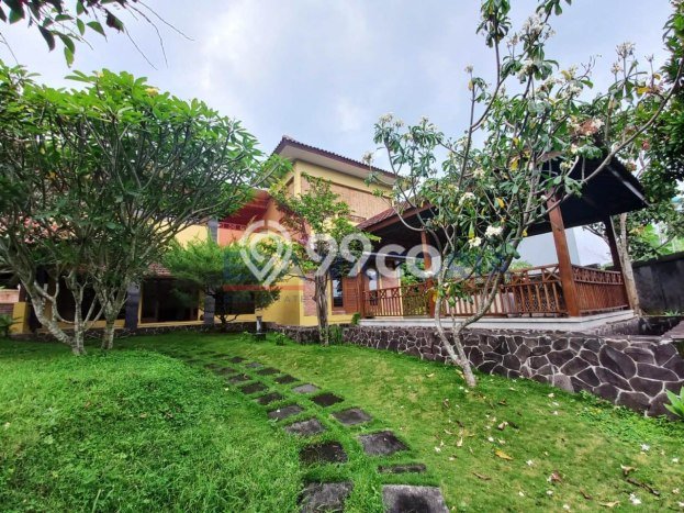 FOR SALE! Vila Kawasan Batu, Luas 2052m2m², Lokasi Premium FOR SALE! Vila Kawasan Batu, Luas 2052m2m², Lokasi Premium