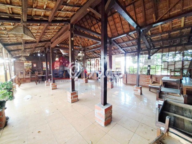 Komersial Bagus LT 1290m2 LB 800m2 Dijual di Tuban Tuban Komersial Bagus LT 1290m2 LB 800m2 Dijual di Tuban Tuban