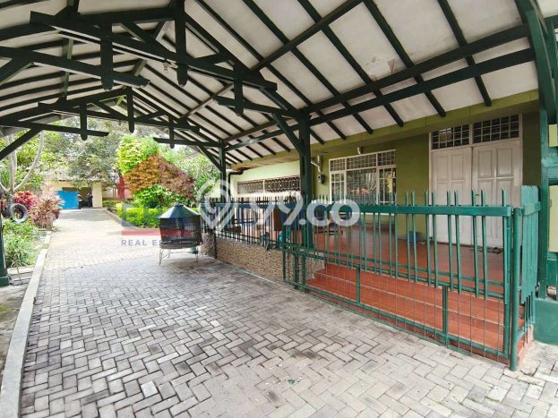Vila di , Ukuran 2600m2m², Dekat dengan fasilitas publik Vila di , Ukuran 2600m2m², Dekat dengan fasilitas publik