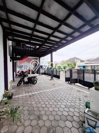 Ready to Use! Premium House LT 359m2 Desain Modern di Malang Kota Ready to Use! Premium House LT 359m2 Desain Modern di Malang Kota