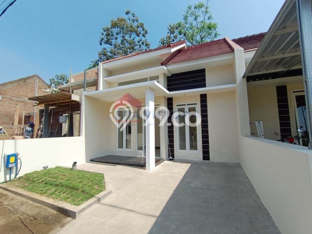 Hunian Strategis 2 KT LB 60m2 Kondisi Bagus di Malang Kota Hunian Strategis 2 KT LB 60m2 Kondisi Bagus di Malang Kota