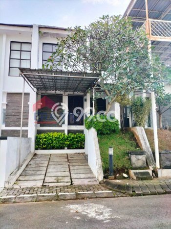 Lokasi strategis! Rumah siap pakai disewakan di Karangploso LB 54m2 Lokasi strategis! Rumah siap pakai disewakan di Karangploso LB 54m2