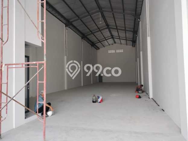 Gudang Dijual di Benda LT 274m2, LB 420m2 Solusi Investasi Cerdas Gudang Dijual di Benda LT 274m2, LB 420m2 Solusi Investasi Cerdas
