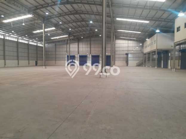 Gudang Disewa di Jakarta Utara dengan LB 3062m2 Area Komersial Ramai Gudang Disewa di Jakarta Utara dengan LB 3062m2 Area Komersial Ramai