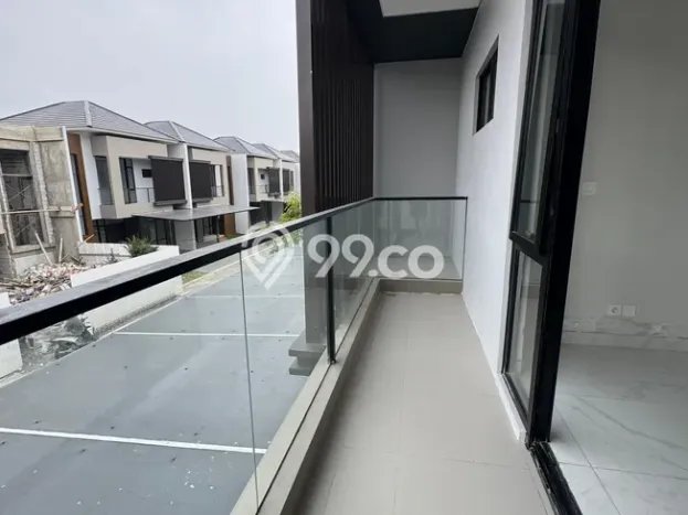 Disewakan! Rumah 3 Kamar Tidur &
3 Kamar Mandi di Pantai Indah Kapuk 2, Jakarta Utara Disewakan! Rumah 3 Kamar Tidur &
3 Kamar Mandi di Pantai Indah Kapuk 2, Jakarta Utara