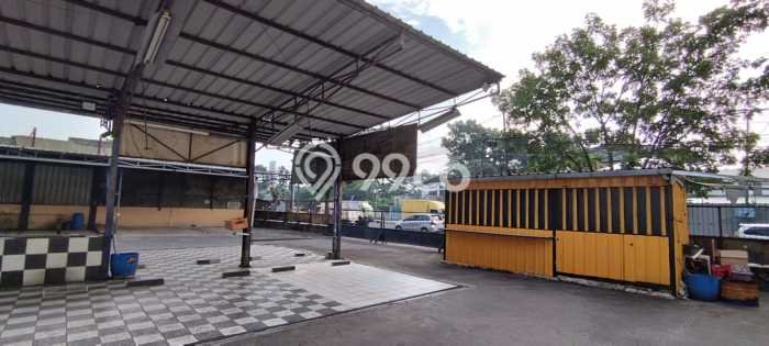 Unit Gudang Disewakan di Bandung Timur di Area Ramai & Strategis Unit Gudang Disewakan di Bandung Timur di Area Ramai & Strategis