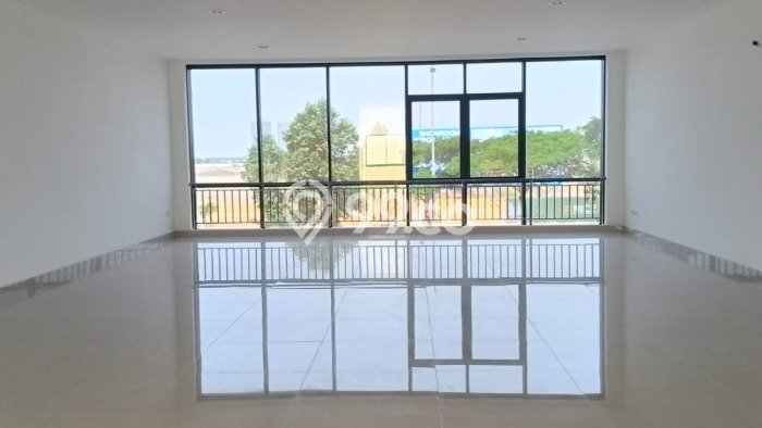 Disewakan Ruko Strategis Kawasan Pantai Indah Kapuk 2, Luas 684m², Pusat Bisnis Disewakan Ruko Strategis Kawasan Pantai Indah Kapuk 2, Luas 684m², Pusat Bisnis