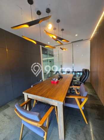 AREA KOMERSIAL! Kantor For Rent di , Luas 200m2m², Area Strategis, Ready Usaha AREA KOMERSIAL! Kantor For Rent di , Luas 200m2m², Area Strategis, Ready Usaha