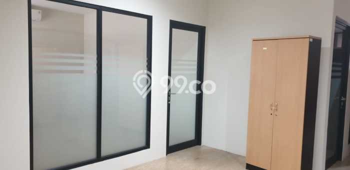 Kantor Area Bisnis Kawasan Harmoni, Luas 900m², Mainroad Kantor Area Bisnis Kawasan Harmoni, Luas 900m², Mainroad