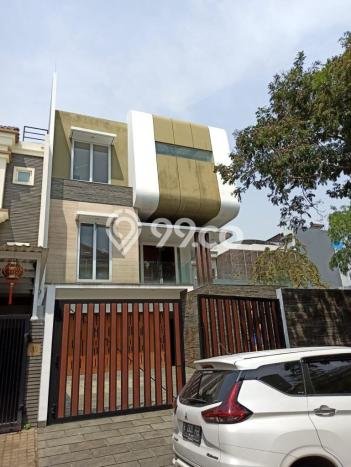 Dijual Rumah Mewah Megah Dengan View Eksklusif di Pantai Indah Kapuk, Jakarta Utara Dijual Rumah Mewah Megah Dengan View Eksklusif di Pantai Indah Kapuk, Jakarta Utara