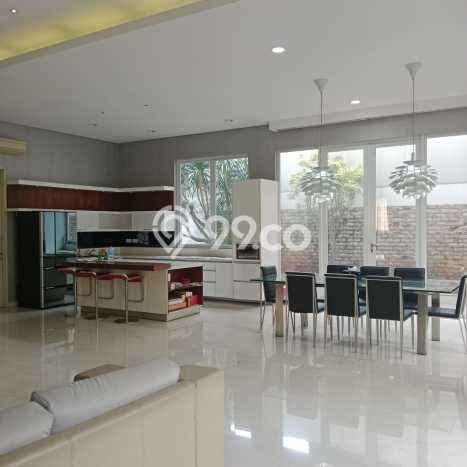 Hunian Modern Disewakan di Pantai Indah Kapuk Jakarta Utara 4 KT & 4 KM Hunian Modern Disewakan di Pantai Indah Kapuk Jakarta Utara 4 KT & 4 KM