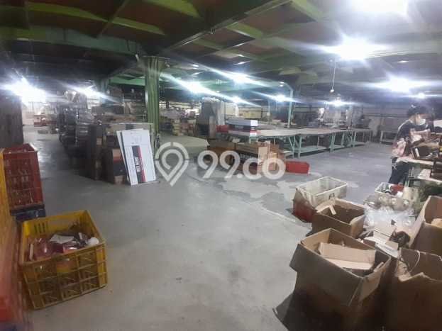 Unit Gudang Dijual di Jakarta Utara LT 1258m2 & LB 1258m2 Unit Gudang Dijual di Jakarta Utara LT 1258m2 & LB 1258m2