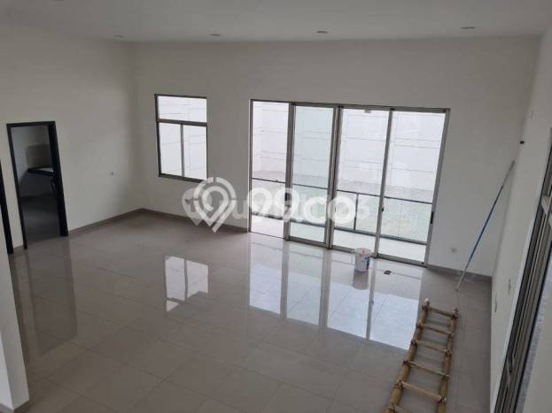 Rumah sewa siap huni 4 KT di Pantai Indah Kapuk 2, Jakarta Utara Rumah sewa siap huni 4 KT di Pantai Indah Kapuk 2, Jakarta Utara