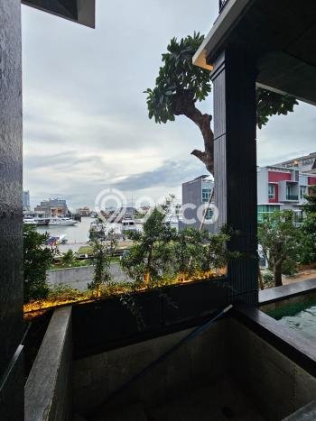Dijual Rumah Luas Megah Dengan View Eksklusif di Pantai Mutiara, Jakarta Utara Dijual Rumah Luas Megah Dengan View Eksklusif di Pantai Mutiara, Jakarta Utara