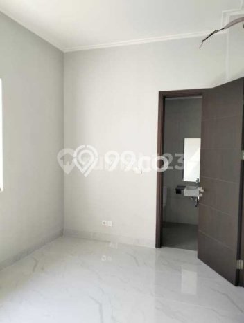 Rumah Elit Modern Tanpa Renovasi di Pantai Indah Kapuk 2 Jakarta Utara Rumah Elit Modern Tanpa Renovasi di Pantai Indah Kapuk 2 Jakarta Utara