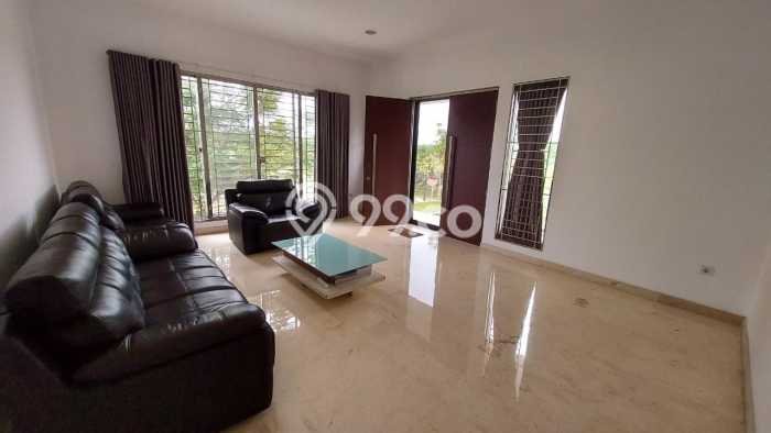 Ready to Use! Luxury House LT 425m2 Desain Modern di Golf Island Ready to Use! Luxury House LT 425m2 Desain Modern di Golf Island