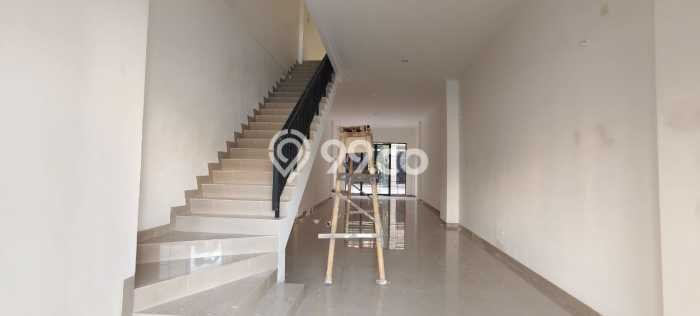 Unit Ruko Tersedia di Pantai Indah Kapuk Spesifikasi LB 270m2 Unit Ruko Tersedia di Pantai Indah Kapuk Spesifikasi LB 270m2