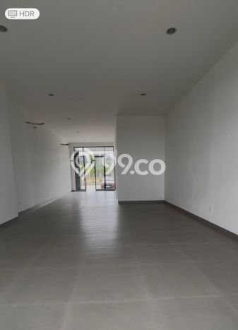 LOKASI POTENSIAL! Ruko For Rent di , Luas 378m2m², Ready Bisnis LOKASI POTENSIAL! Ruko For Rent di , Luas 378m2m², Ready Bisnis