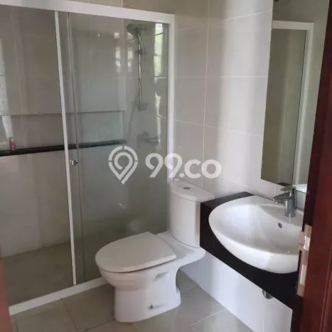 Rumah Mewah LB 128m2 Siap Pakai Desain Elegan di Golf Island, Jakarta Utara Rumah Mewah LB 128m2 Siap Pakai Desain Elegan di Golf Island, Jakarta Utara