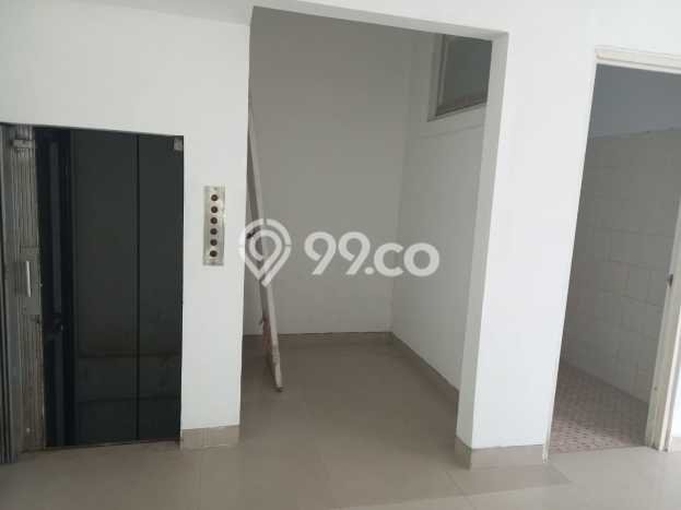 Ruko Dijual Lokasi Emas di Cengkareng Luas 384m2 Ruko Dijual Lokasi Emas di Cengkareng Luas 384m2