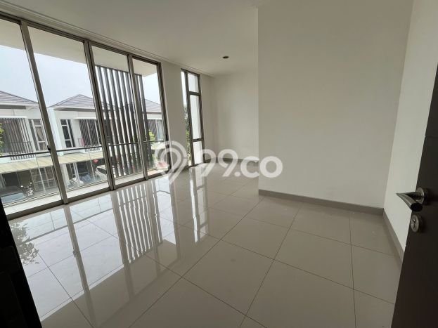 Ready to Use! Premium House LT 120m2 Desain Elegan di Pantai Indah Kapuk 2 Ready to Use! Premium House LT 120m2 Desain Elegan di Pantai Indah Kapuk 2