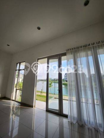 Rumah sewa siap huni 4 KT di Pantai Indah Kapuk 2, Jakarta Utara Rumah sewa siap huni 4 KT di Pantai Indah Kapuk 2, Jakarta Utara