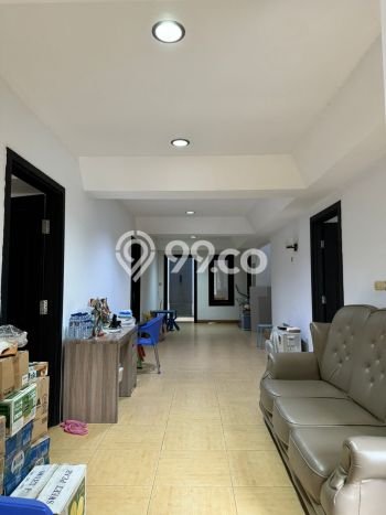 Siap Huni Rumah Mewah 6 Kamar di Penjaringan Dekat ke Mana Pun Siap Huni Rumah Mewah 6 Kamar di Penjaringan Dekat ke Mana Pun