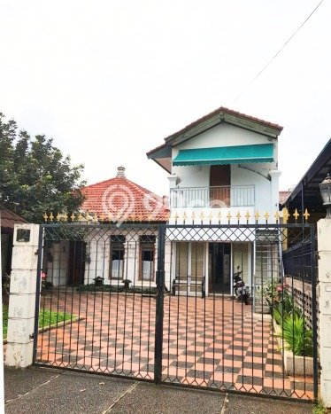 Rumah Elit Modern Tanpa Renovasi di Pondok Indah Jakarta Selatan Rumah Elit Modern Tanpa Renovasi di Pondok Indah Jakarta Selatan