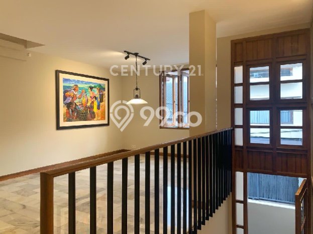 Dijual Rumah Mewah Elegan Dengan View Eksklusif di Rawamangun, Jakarta Timur Dijual Rumah Mewah Elegan Dengan View Eksklusif di Rawamangun, Jakarta Timur
