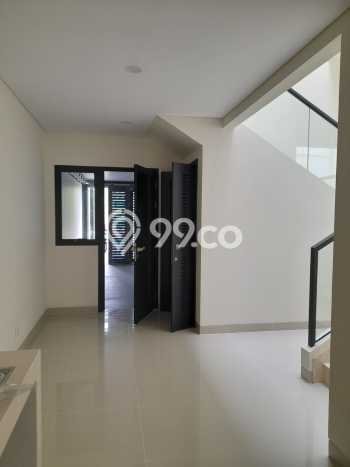Jual Rumah Mewah Elegan Dengan View Eksklusif di Gading Serpong, Tangerang Jual Rumah Mewah Elegan Dengan View Eksklusif di Gading Serpong, Tangerang