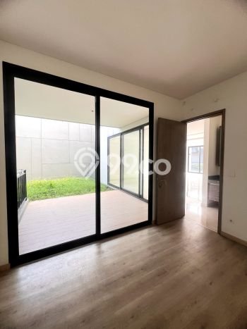 Dijual Rumah Mewah Megah Dengan View Cantik di BSD City, Tangerang Dijual Rumah Mewah Megah Dengan View Cantik di BSD City, Tangerang