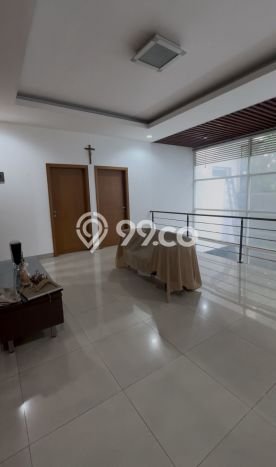 Dijual Rumah Luas Megah Dengan View Cantik di Gading Serpong, Tangerang Dijual Rumah Luas Megah Dengan View Cantik di Gading Serpong, Tangerang