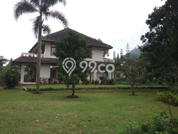 Dijual Rumah Premium dengan Fasilitas Sekitar Komplit di Tegal Barat, Tegal Dijual Rumah Premium dengan Fasilitas Sekitar Komplit di Tegal Barat, Tegal