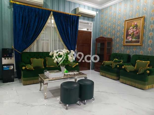 Rumah Elit Modern Siap Huni di Srondol Semarang Rumah Elit Modern Siap Huni di Srondol Semarang