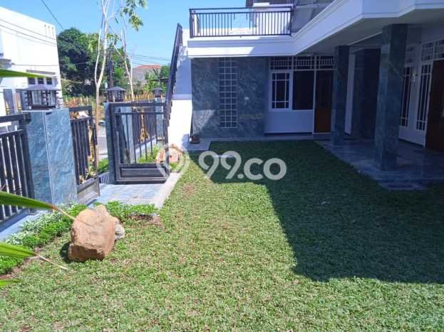 Rumah Elit Modern Siap Huni di Srondol Semarang Rumah Elit Modern Siap Huni di Srondol Semarang