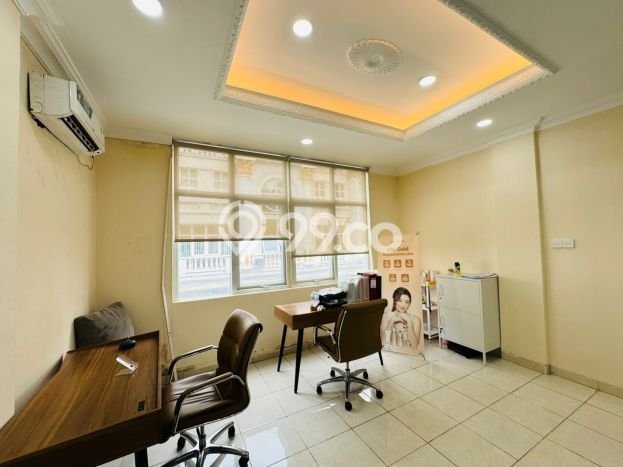 Ruko untuk disewa di Tebet punya LT 72m2 & LB 238m2 harga sewa kompetitif Ruko untuk disewa di Tebet punya LT 72m2 & LB 238m2 harga sewa kompetitif
