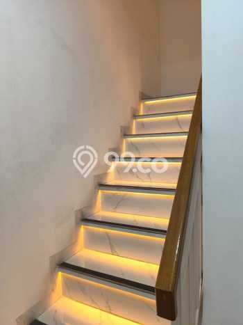 Rumah Luxury Modern Siap Huni di Lippo Karawaci Tangerang Rumah Luxury Modern Siap Huni di Lippo Karawaci Tangerang
