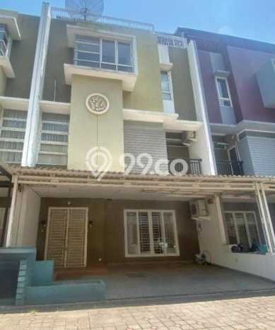 Rumah di Kelapa Gading, Akses ke Sekolah, LT 104m2m² Rumah di Kelapa Gading, Akses ke Sekolah, LT 104m2m²