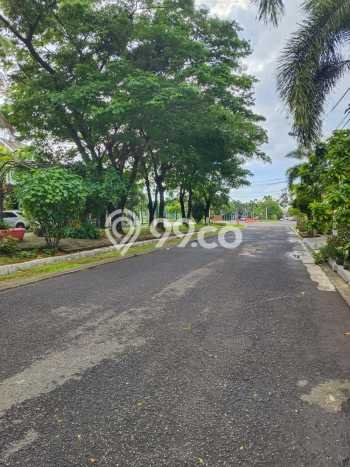 Ready to Use! Luxury House LT 160m2 Desain Elegan di Harapan Indah Ready to Use! Luxury House LT 160m2 Desain Elegan di Harapan Indah