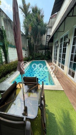 Hunian Elit LB 300m2 Siap Huni Desain Elegan di Cipete, Jakarta Selatan Hunian Elit LB 300m2 Siap Huni Desain Elegan di Cipete, Jakarta Selatan