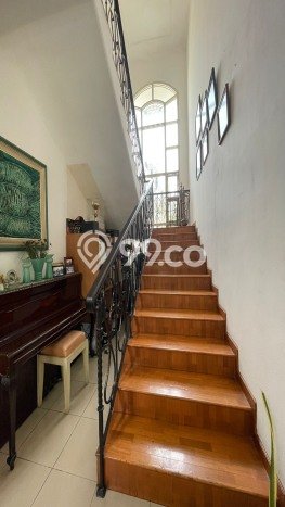 Hunian Elit LB 300m2 Siap Huni Desain Elegan di Cipete, Jakarta Selatan Hunian Elit LB 300m2 Siap Huni Desain Elegan di Cipete, Jakarta Selatan