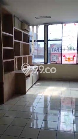 Ruko Bagus Dijual LB 300m2 Lokasi Strategis Jakarta Selatan Area Cocok untuk Bisnis Ruko Bagus Dijual LB 300m2 Lokasi Strategis Jakarta Selatan Area Cocok untuk Bisnis