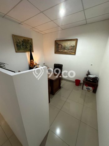 Ruko Dijual di Prime Area Jakarta Selatan Luas 250m2 Ruko Dijual di Prime Area Jakarta Selatan Luas 250m2